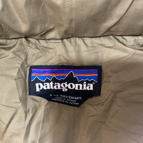 Patagonia Hi Loft Puffer Jacket (boys' size S) - Picture 4 of 7